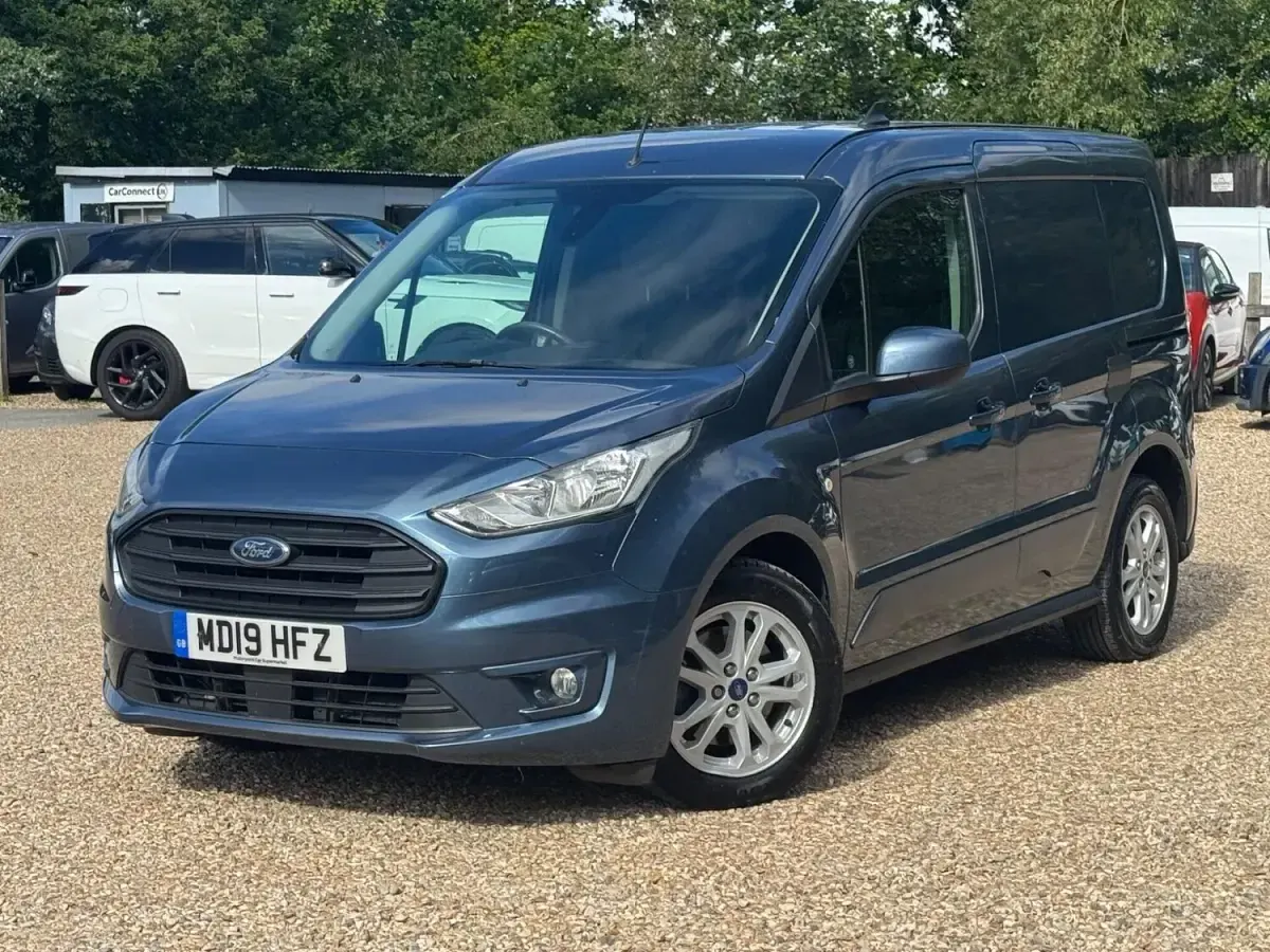 Used Ford Transit Connect Limited 120 HP (88 kW) 2019 Blue MPV