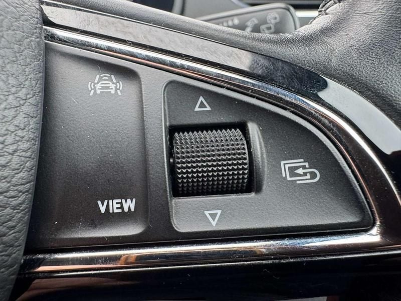 Used Skoda Octavia SE Technology 115 HP (84 kW) 2018 Blue Hatchback