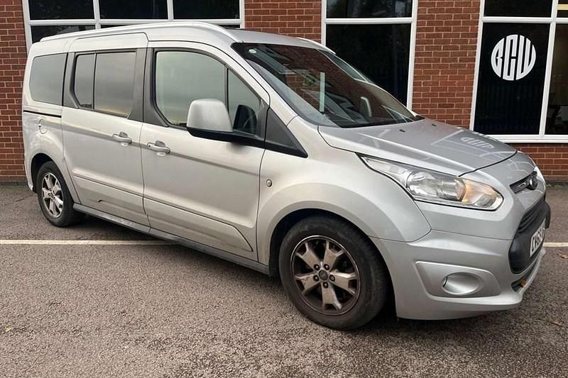 Used 2016 Ford Grand Tourneo Connect Titanium | £9,900 (Fair price) - Image 1/1