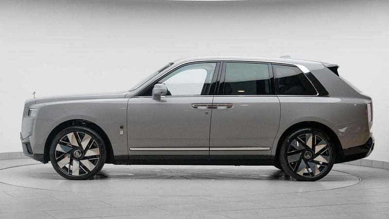 New Rolls Royce Cullinan 2026 SUV