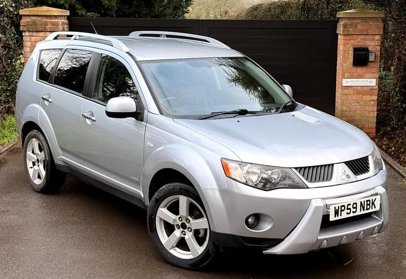 Used Mitsubishi Outlander Warrior 2009 Silver SUV