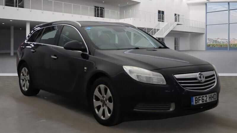 Black Used 2012 Vauxhall Insignia Estate | £1,995 (Fair price) - Image 1/4