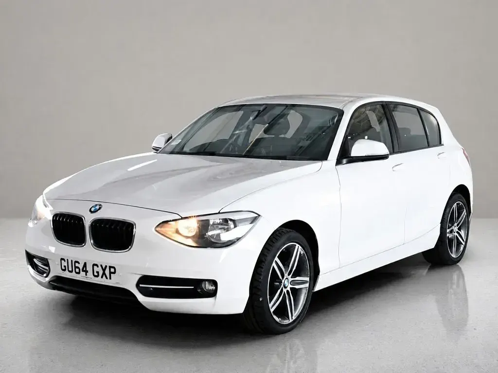 Used BMW 116 Sport Line 2014 White Hatchback