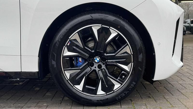 Used BMW iX M Sport 295 kW (402 HP) 2025 White SUV