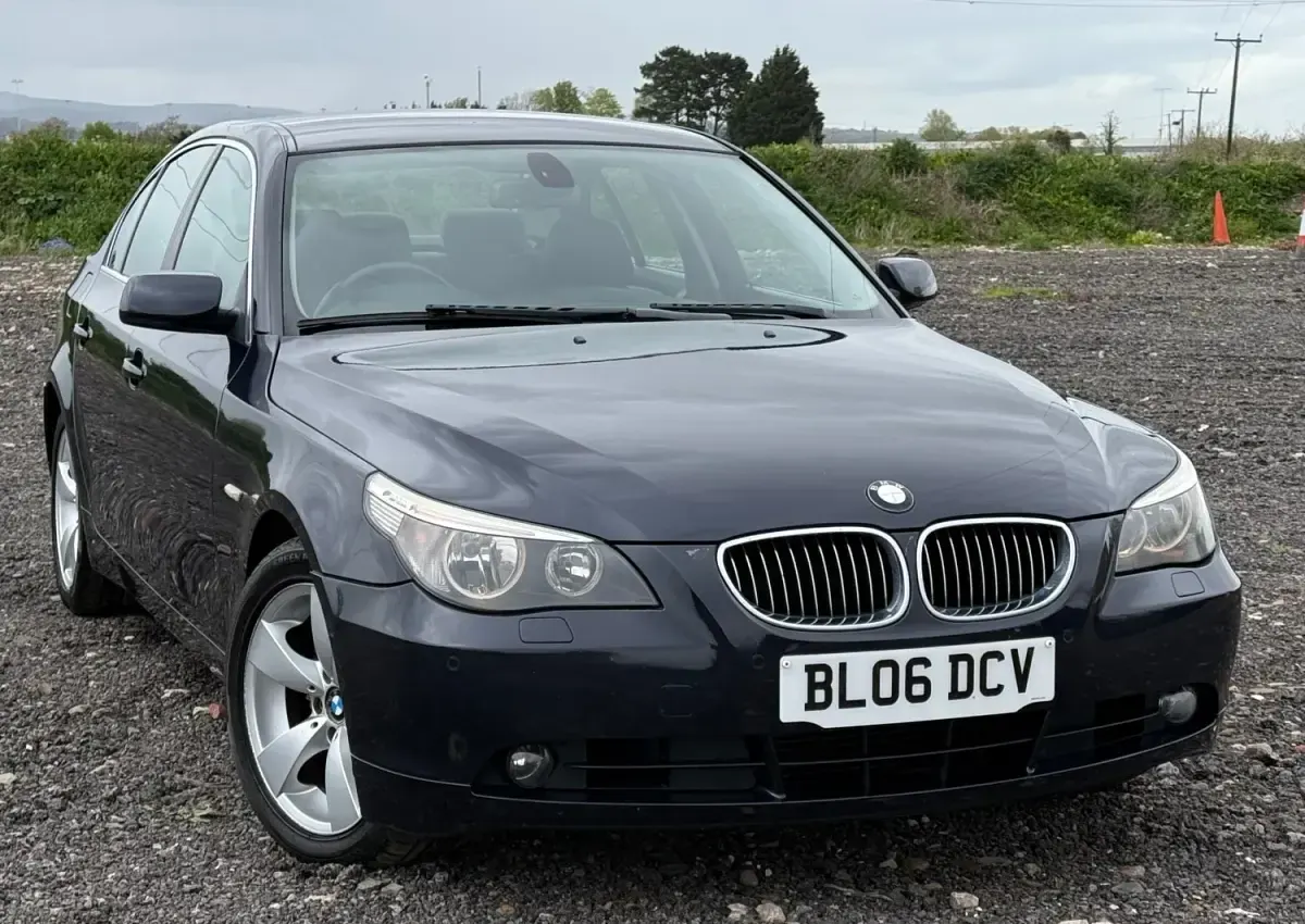 Usado BMW 525 2006 Azul Berlina