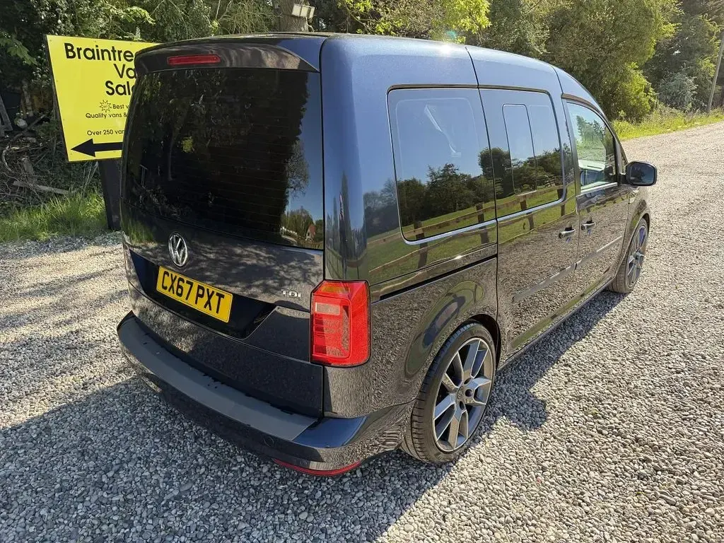 Used VW Caddy Life 102 HP (75 kW) 2017 Blue MPV