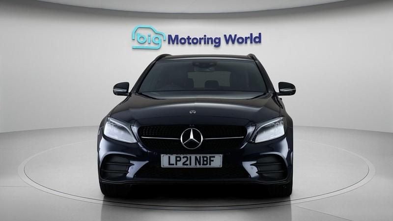 Used Mercedes C300 AMG line 245 HP (180 kW) 2021 Blue Estate