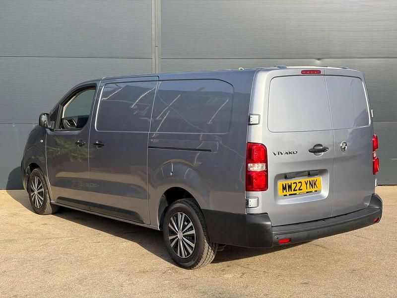 Second-hand Vauxhall Vivaro S 145 CP (106 kW) 2022 Gri Monovolum
