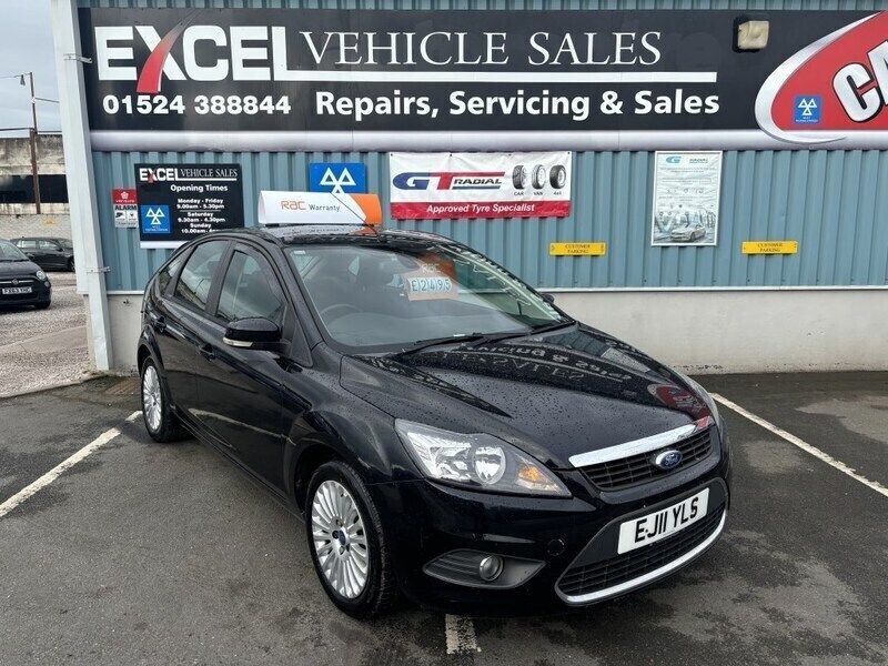 Black Used 2011 Ford Focus Titanium Hatchback | £2,495 (A bit pricey) - Image 1/4