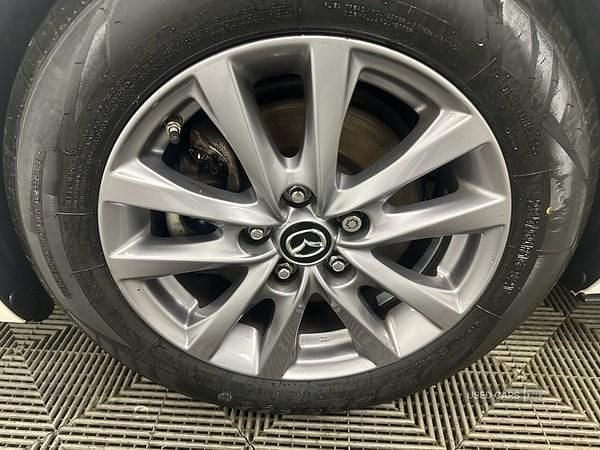 Used Mazda 3 2021 White Hatchback