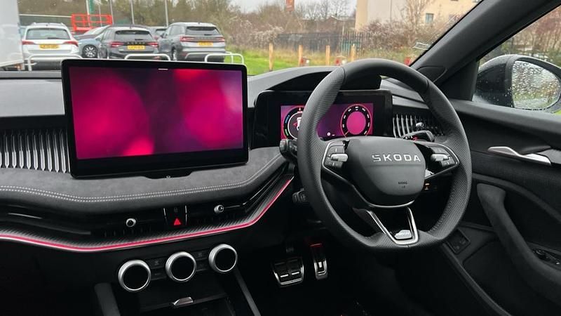 Used Skoda Superb SportLine 204 HP (150 kW) 2025 Cobalt blue metallic Estate