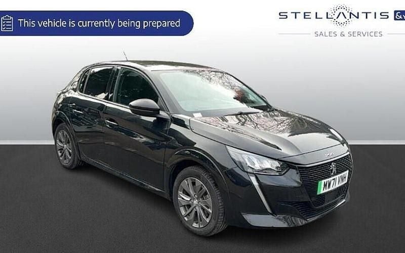 Used 2022 Peugeot e-208 Allure Premium Hatchback | £11,555 (Fair price) - Image 1/1