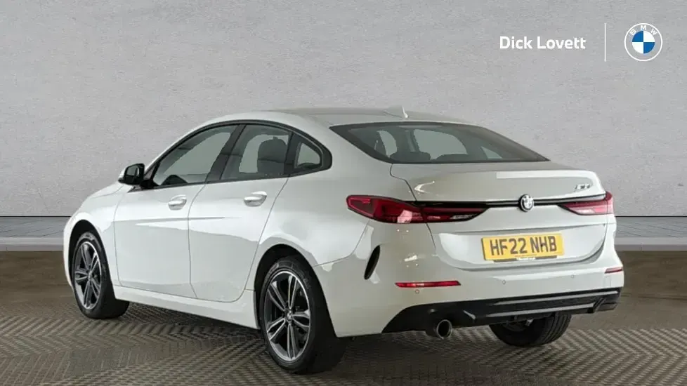 Usado BMW 218 Sport Line 134 HP (98 kW) 2022 Branco Coupé
