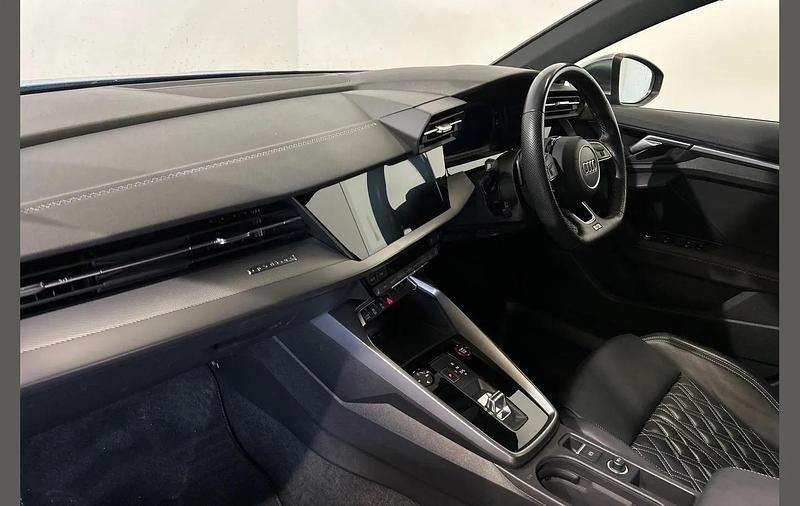 Used Audi S3 Sportback Comfort 310 HP (228 kW) 2023 Blue Hatchback