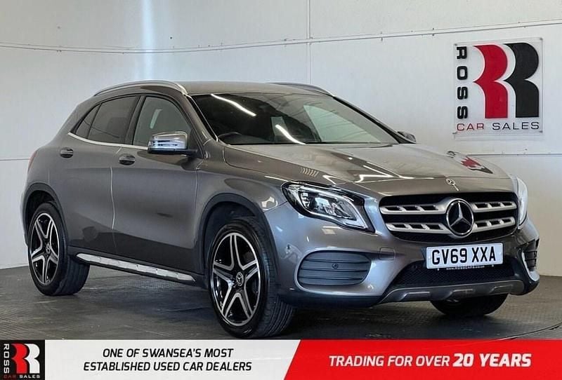 Used Mercedes GLA180 AMG line 122 HP (89 kW) 2020 Grey SUV