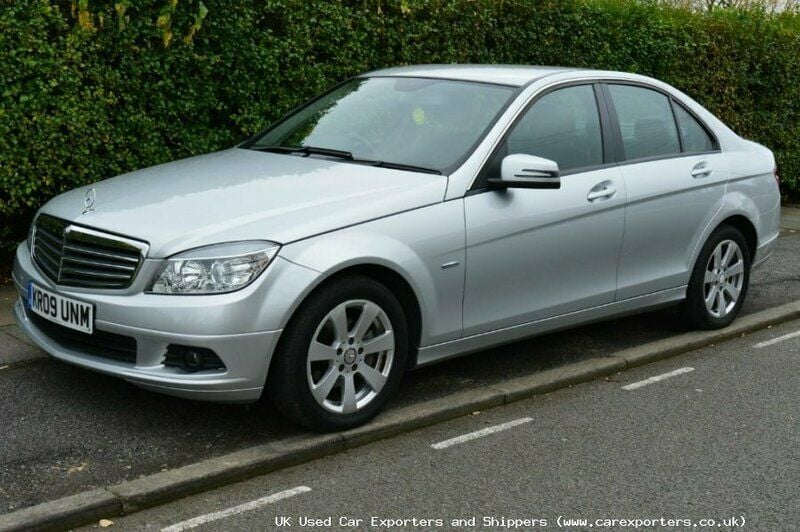 Used Mercedes C180 156 HP (114 kW) 2009 Sedan