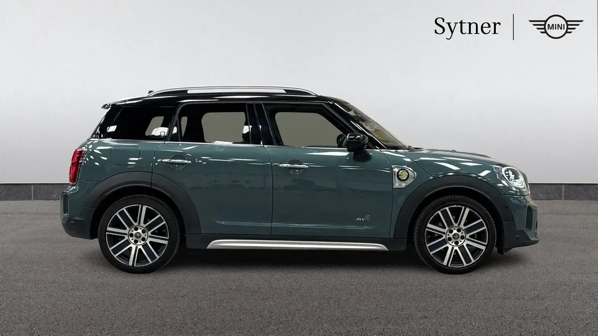 Used Mini Cooper S Countryman Exclusive 219 HP (161 kW) 2021 Green SUV