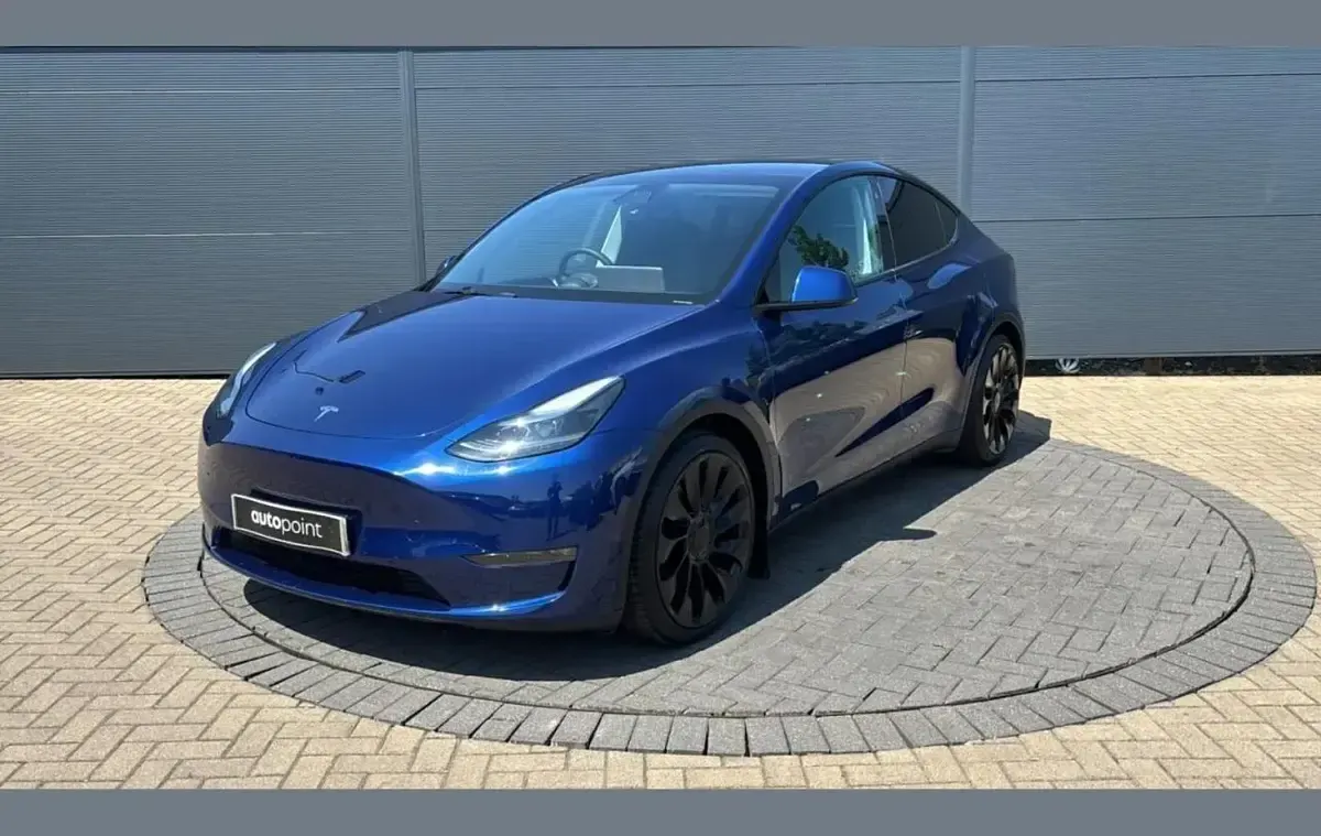 Used Tesla Model Y Performance 313 kW (426 HP) 2023 Blue SUV