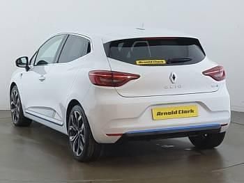 Used Renault Clio V 140 HP (102 kW) 2021 White Hatchback
