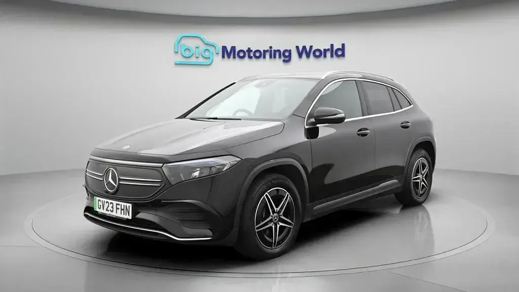 Begagnad Mercedes EQA300 AMG line 167 kW (228 HK) 2023 SUV