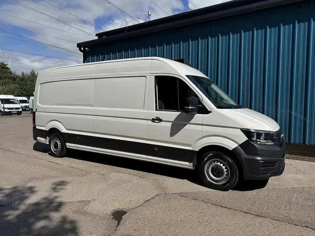 Used VW Crafter Trendline 140 HP (102 kW) 2023 White Van