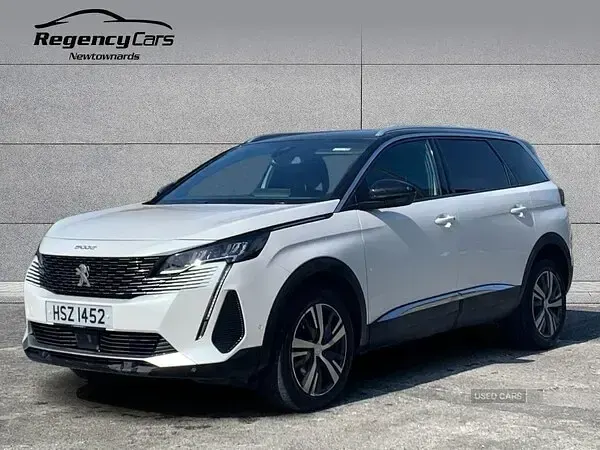 Used Peugeot 5008 Allure+ 130 HP (95 kW) 2023 White SUV