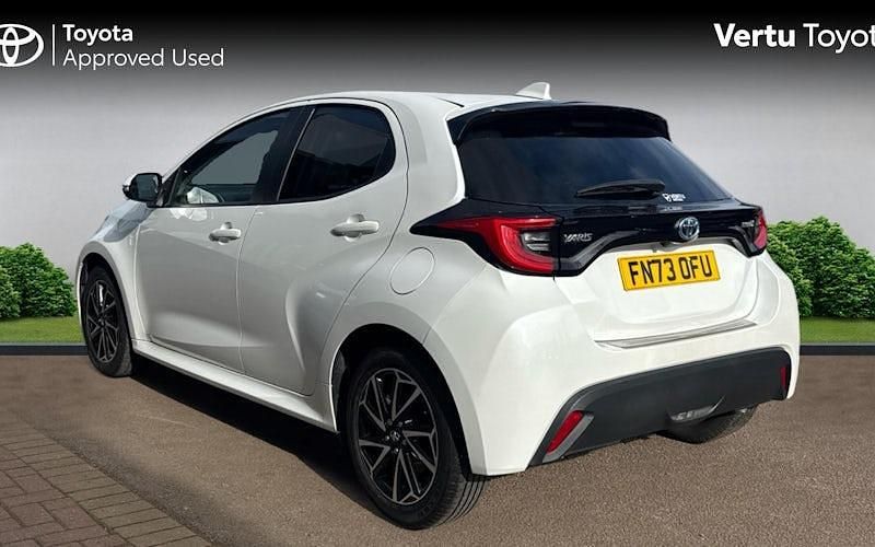 Used Toyota Yaris Hybrid Design 116 HP (85 kW) 2026 Hatchback