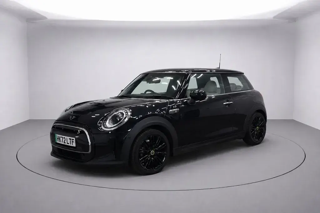 Used Mini Cooper SE Hatch 135 kW (184 HP) 2022 Black Hatchback