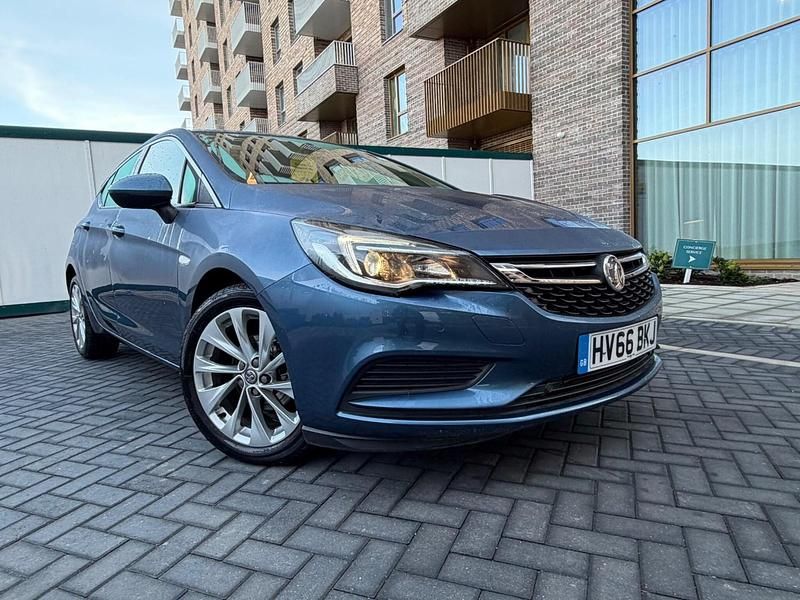 Blue Used 2016 Vauxhall Astra Hatchback | £4,995 (Super price) - Image 1/4
