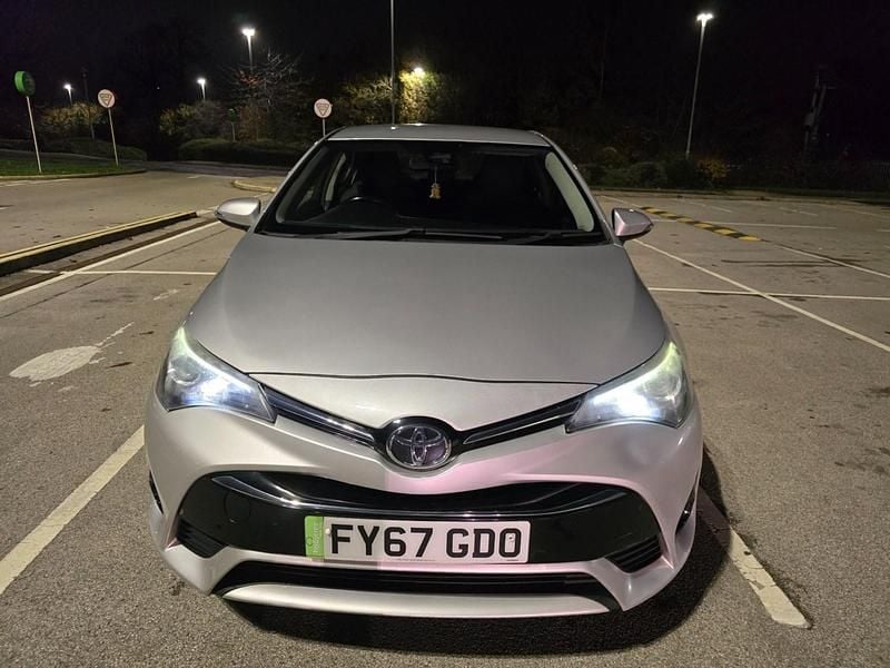 Silver Used 2017 Toyota Avensis Active Sedan | £2,200 - Image 1/4