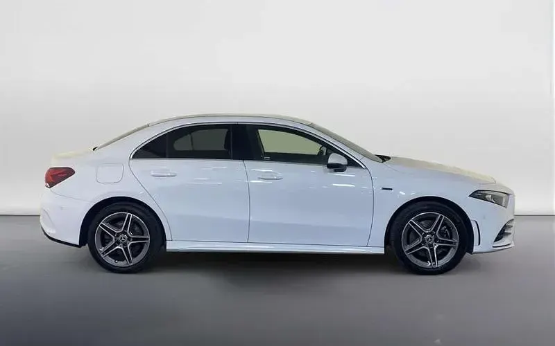 Used Mercedes A250 AMG line 218 HP (160 kW) 2021 White Sedan