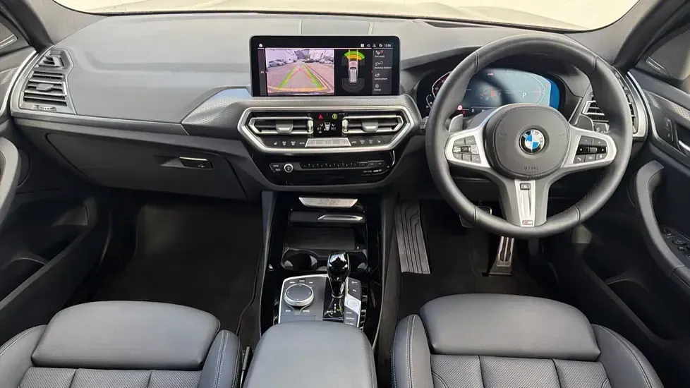 Usado BMW X3 M Sport 181 HP (133 kW) 2024 Cinzento SUV