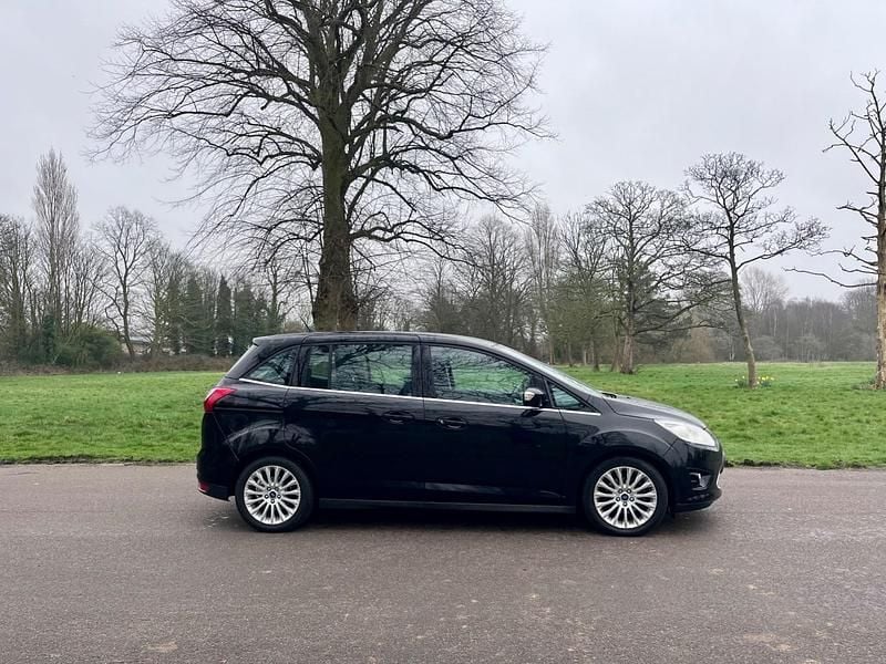 Used Ford Grand C-Max Titanium 115 HP (84 kW) 2013 Black MPV