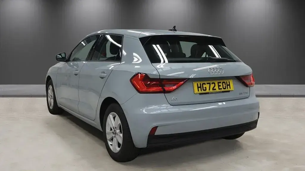 Used Audi A1 Sportback Comfort 95 HP (69 kW) 2022 Grey Hatchback
