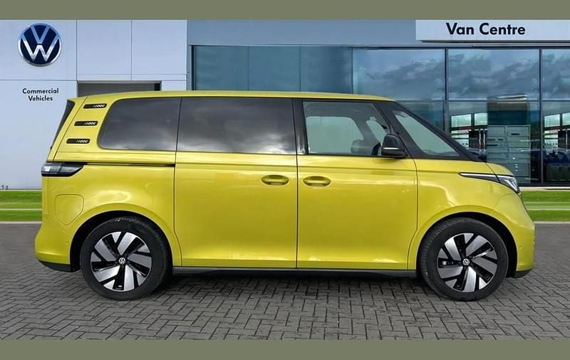 Used VW ID. Buzz Pro 210 kW (286 HP) 2025 Yellow MPV