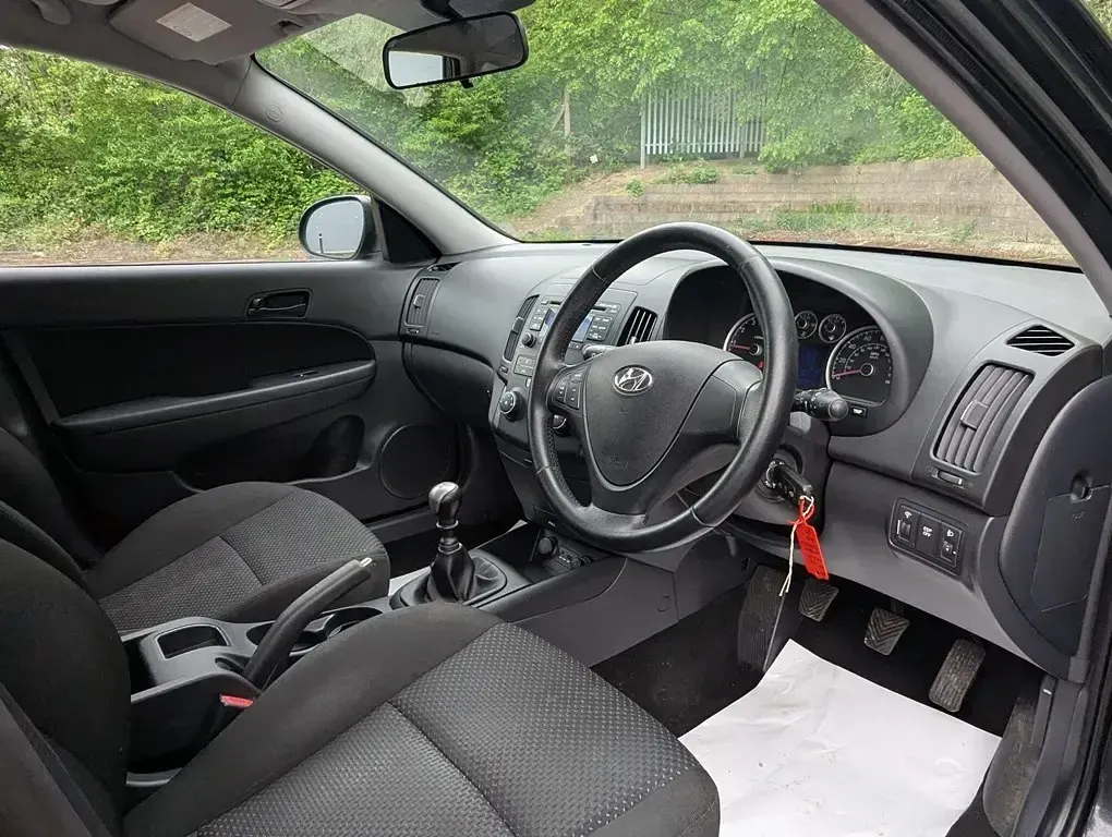 Used Hyundai i30 Comfort 2010 Black Hatchback