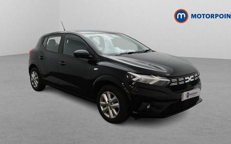 Used 2025 Dacia Sandero Expression Hatchback | £10,849 (Super price) - Image 1/4