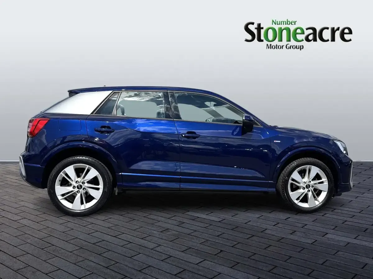 Used Audi Q2 S-Line 150 HP (110 kW) 2023 Blue SUV