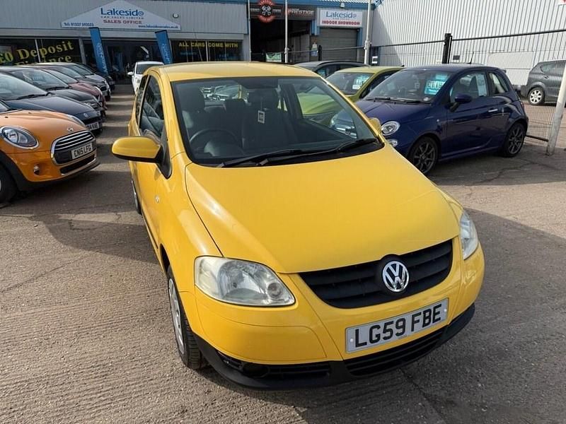 Used VW Fox 75 HP (55 kW) 2009 Yellow Hatchback
