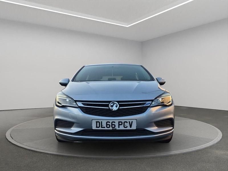 Used Vauxhall Astra Design Edition 2016 Silver Hatchback