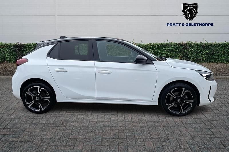 Used Vauxhall Corsa Ultimate 100 HP (73 kW) 2025 White Hatchback
