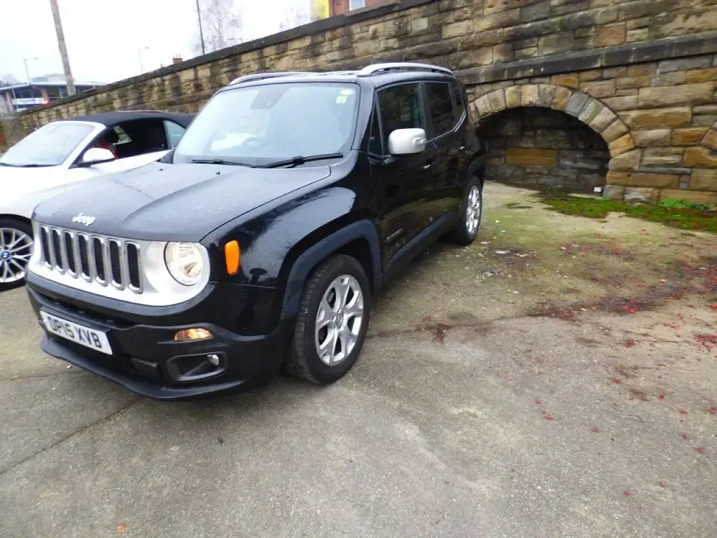 Used Jeep Renegade Limited 170 HP (125 kW) 2015 Black SUV