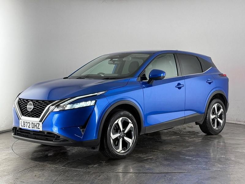 Used Nissan Qashqai N-Connecta 140 HP (102 kW) 2022 Blue SUV