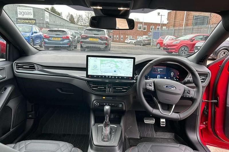 Used Ford Focus ST-Line X 153 HP (112 kW) 2025 Red Estate