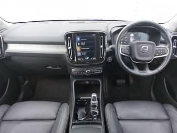 Used Volvo XC40 Inscription 197 HP (144 kW) 2020 Silver SUV
