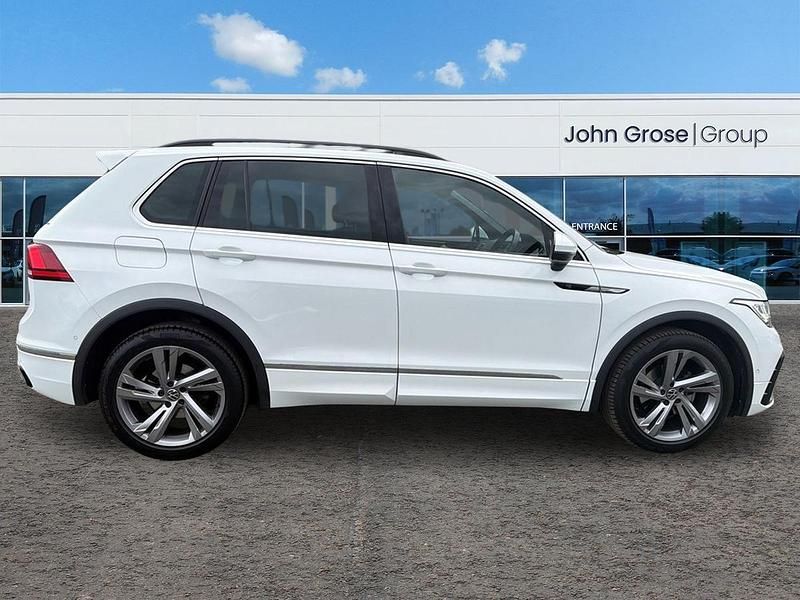 Używany VW Tiguan R-line Edition 2024 Biały SUV