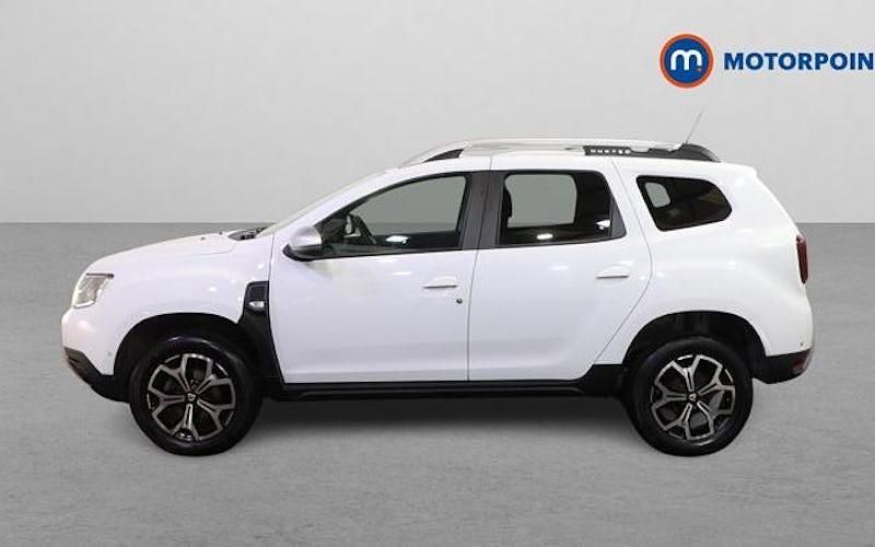 Used Dacia Duster Prestige 116 HP (85 kW) 2019 White SUV
