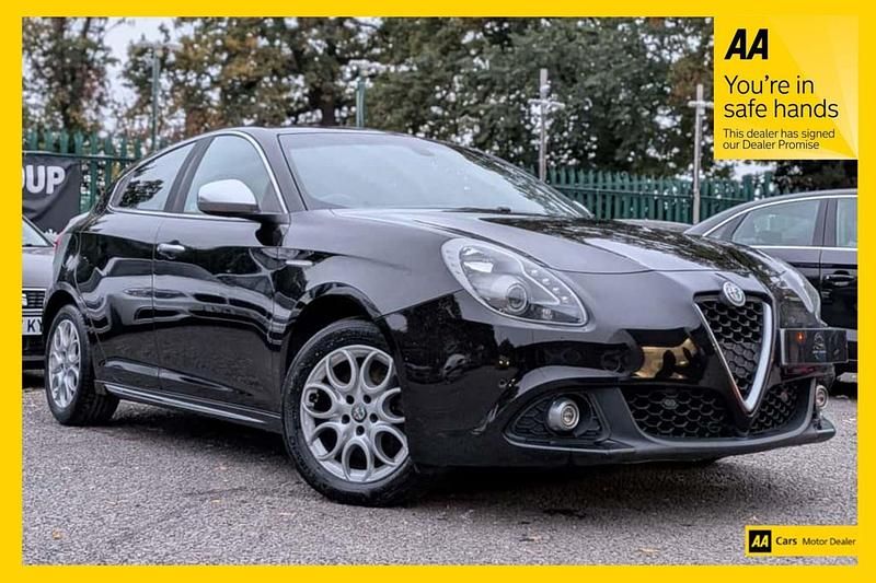 Black Used 2016 Alfa Romeo Giulietta Super Hatchback | £8,988 (Fair price) - Image 1/3