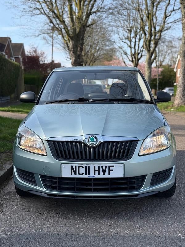 Used Skoda Fabia 2011 Green Hatchback