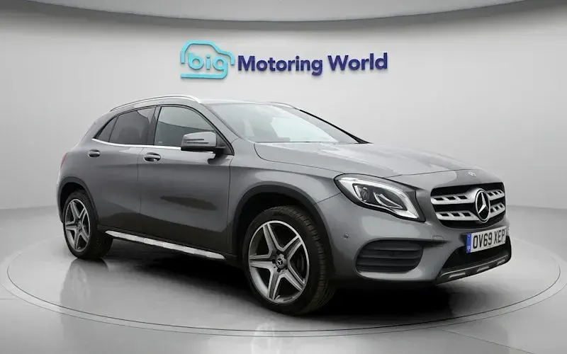 Used Mercedes GLA180 AMG line 122 HP (89 kW) 2019 Grey SUV
